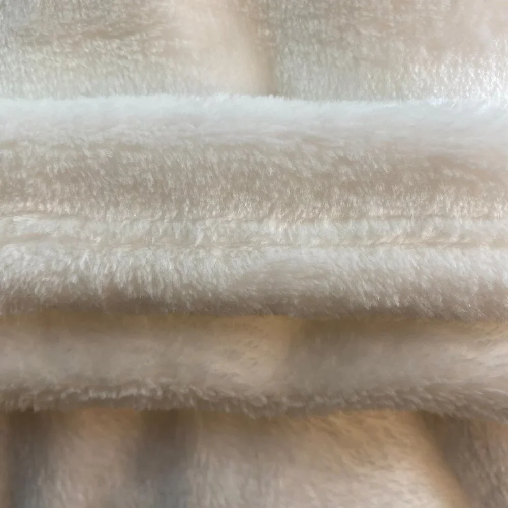 Tommy Bahama 50 X 70 White Flannel Plush Blanket/Throw